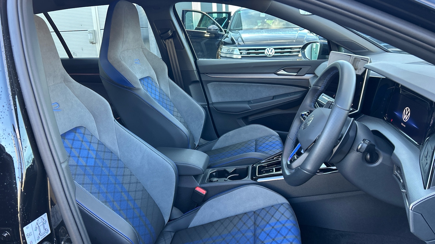 Used Volkswagen Golf 2025 for sale - 76391200: Photo 15