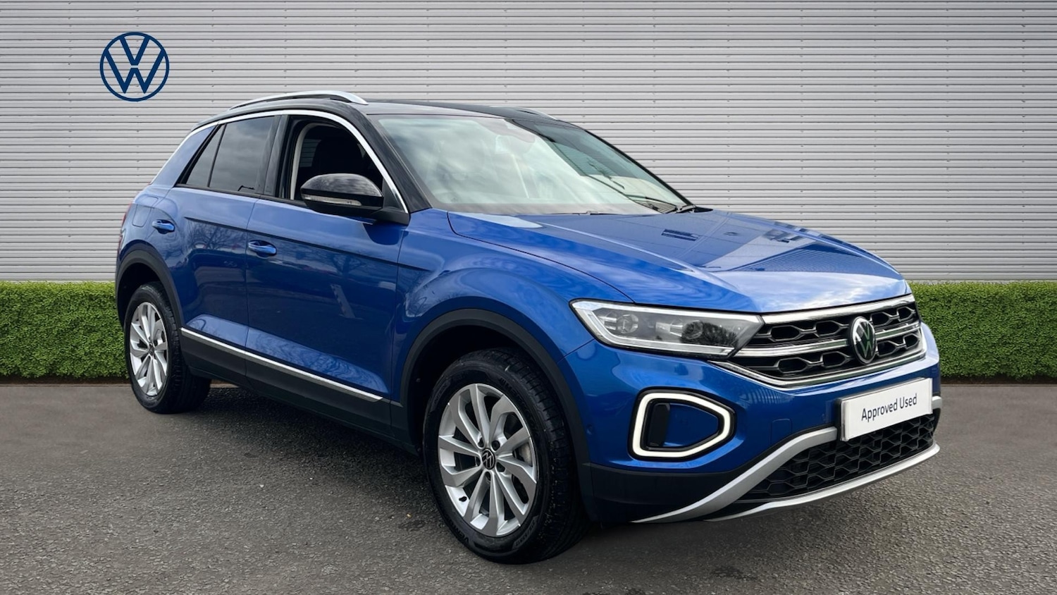 Used Volkswagen T-Roc 2024 for sale - 78039165: Photo 1