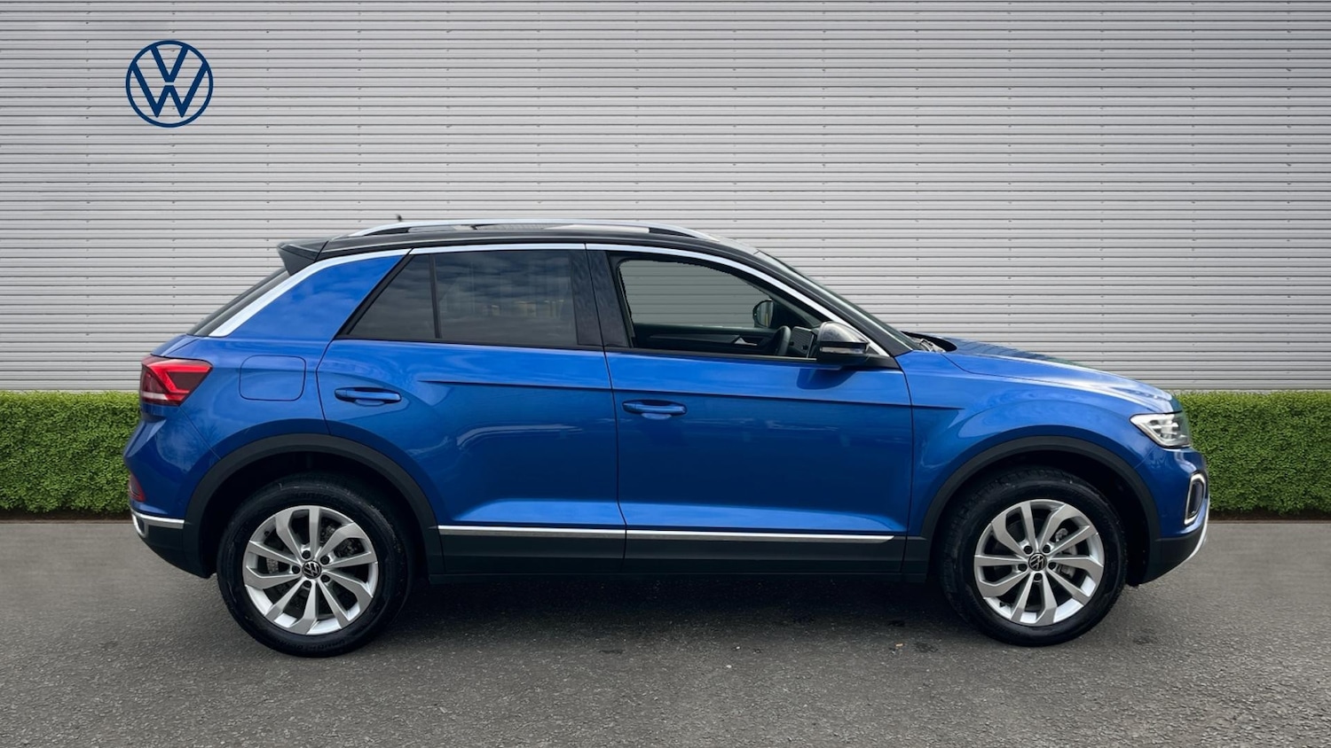Used Volkswagen T-Roc 2024 for sale - 78039165: Photo 4
