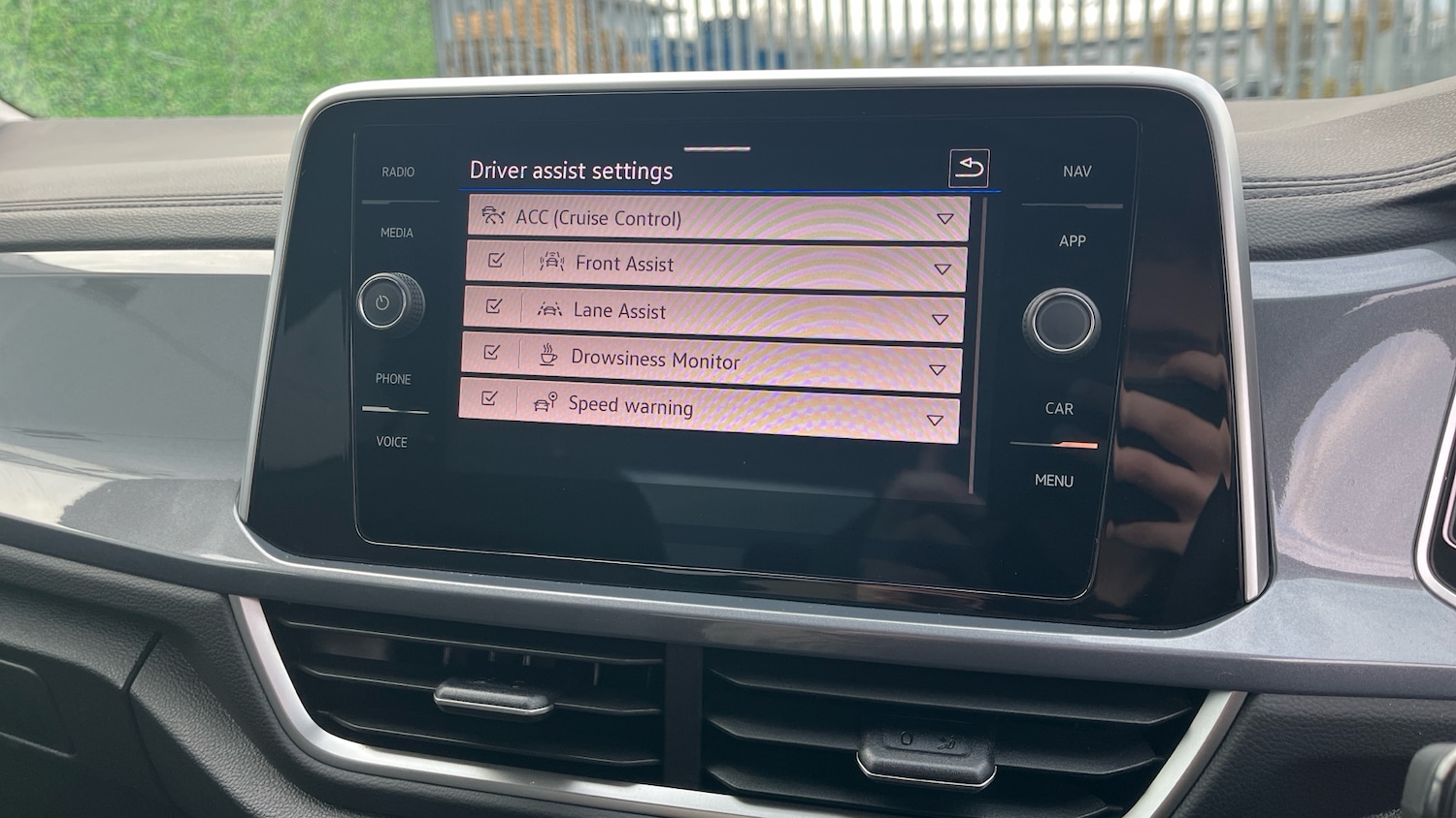 Used Volkswagen T-Roc 2024 for sale - 78039165: Photo 42