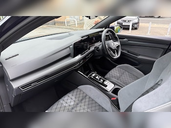 Used Volkswagen Golf 2023 for sale - 78640440: Photo