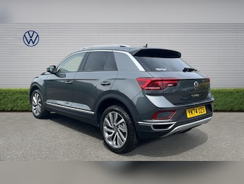 Used Volkswagen T-Roc 2024 for sale - 79080921: Photo