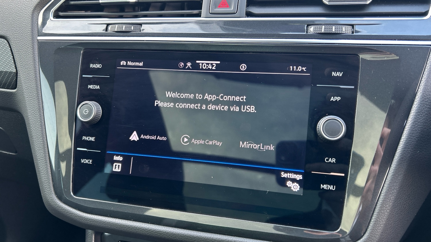 Used Volkswagen Tiguan 2022 for sale - 76892828: Photo 23