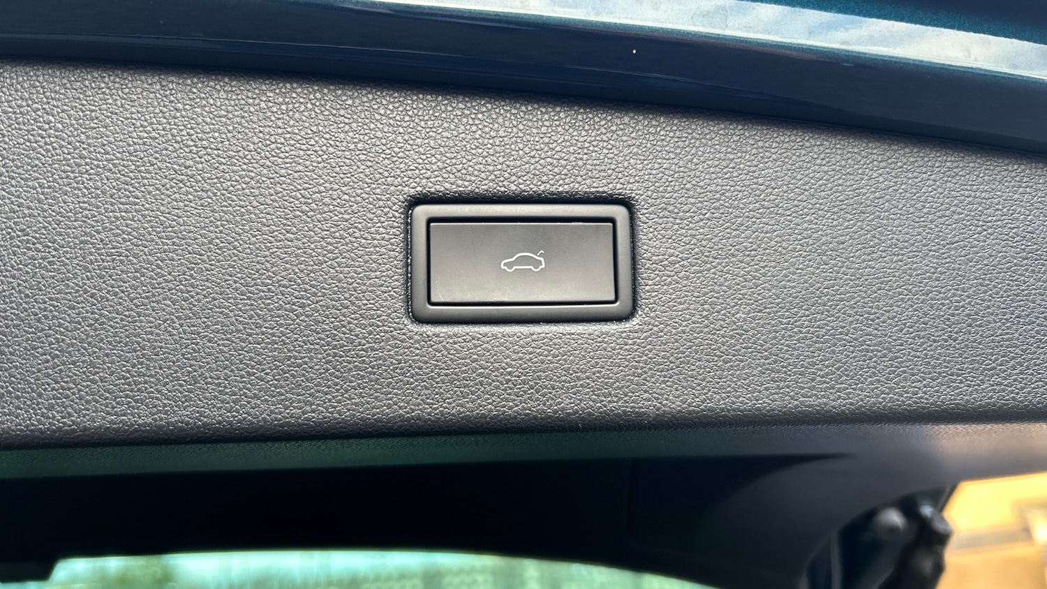 Used Volkswagen Tiguan 2022 for sale - 76892828: Photo 35