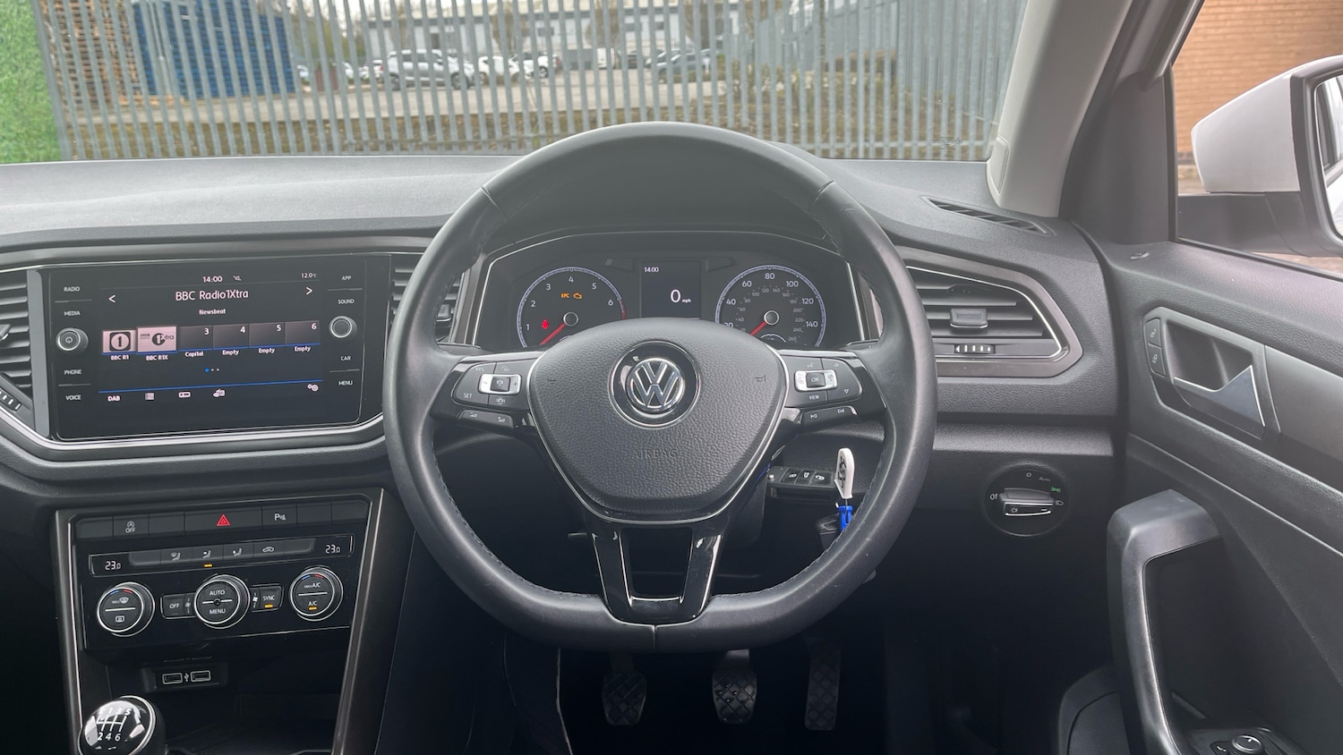 Used Volkswagen T-Roc 2019 for sale - 78011519: Photo 10