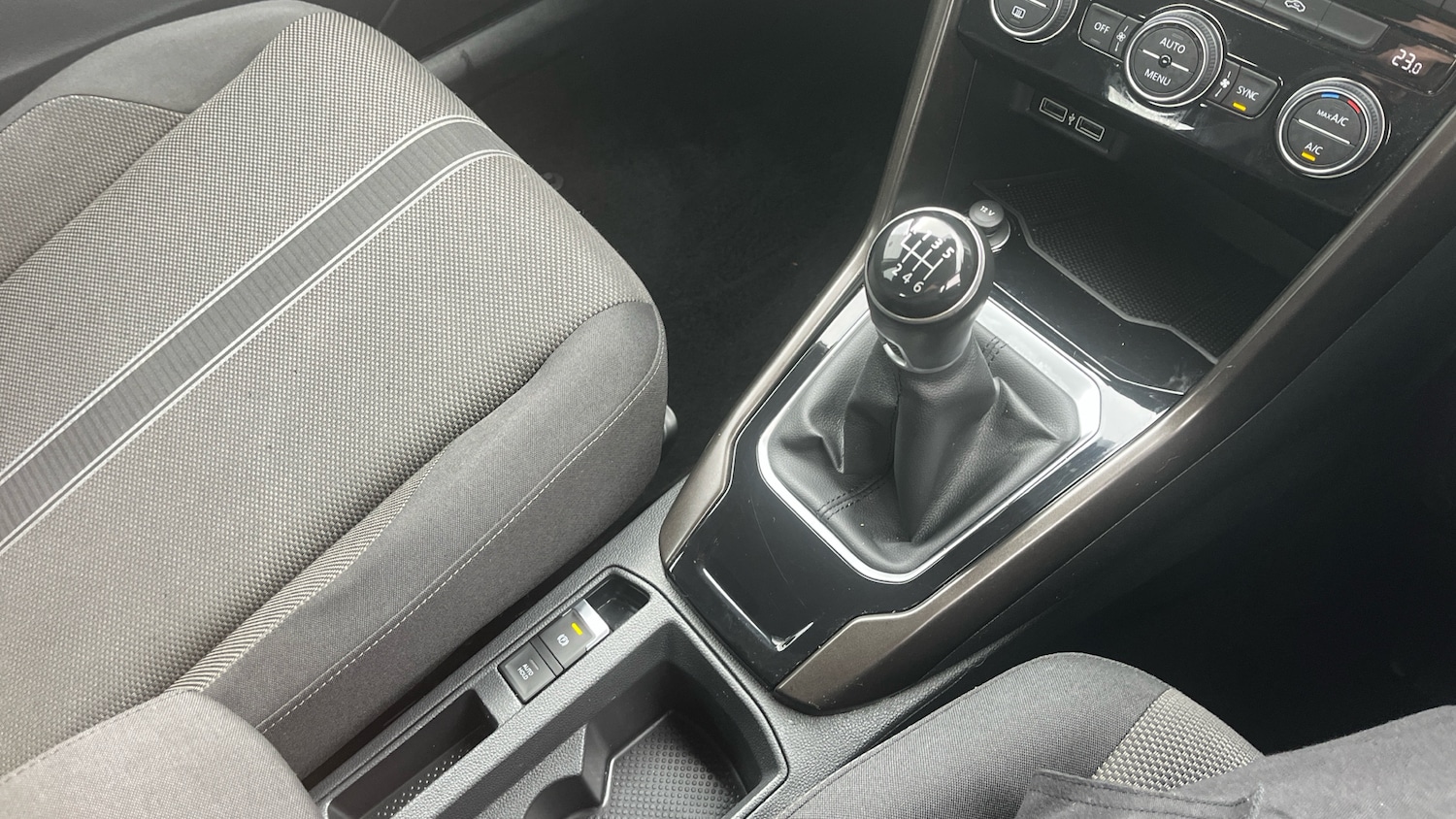 Used Volkswagen T-Roc 2019 for sale - 78011519: Photo 14