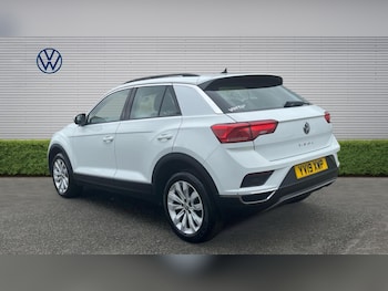 Used Volkswagen T-Roc 2019 for sale - 78011519: Photo