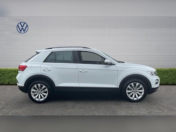 Used Volkswagen T-Roc 2019 for sale - 78011519: Photo
