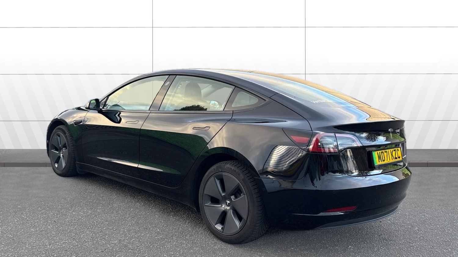Used Tesla Model 3 2022 for sale - 76363313: Photo 2