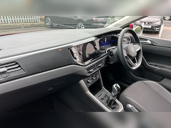 Used Volkswagen Polo 2024 for sale - 78722524: Photo