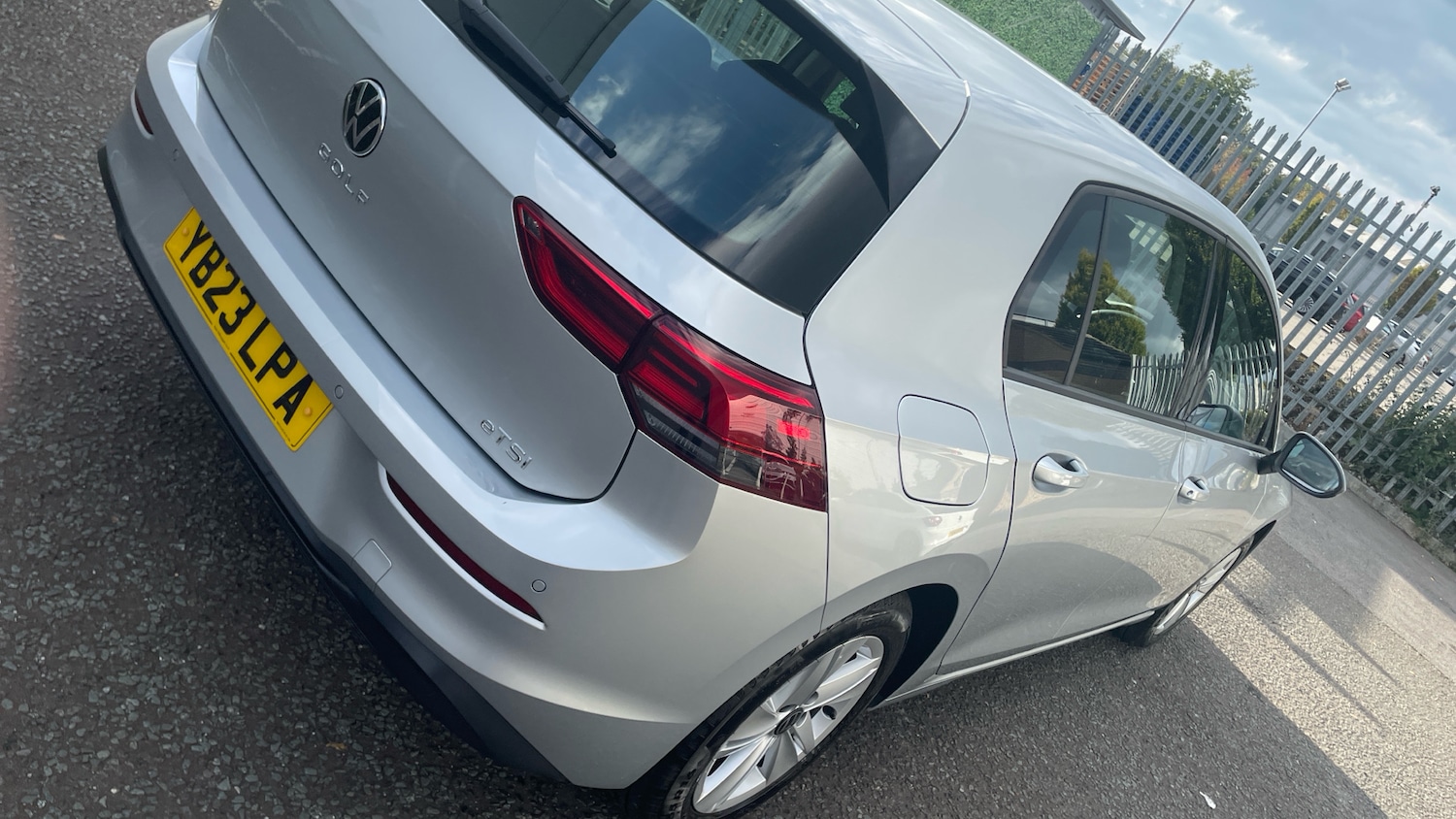 Used Volkswagen Golf 2023 for sale - 76100867: Photo 30