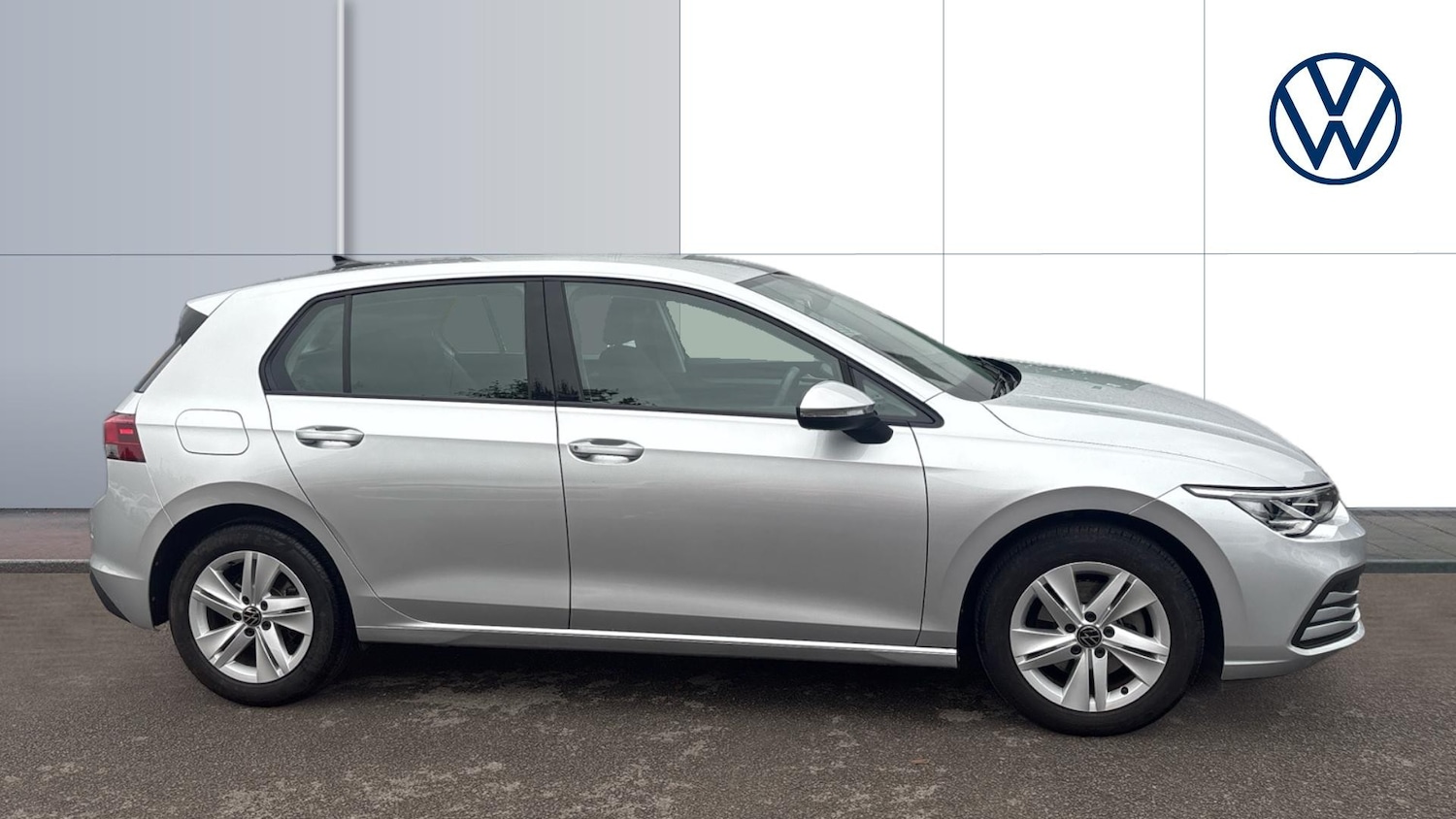 Used Volkswagen Golf 2023 for sale - 76100867: Photo 4