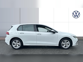 Used Volkswagen Golf 2021 for sale - 77404441: Photo