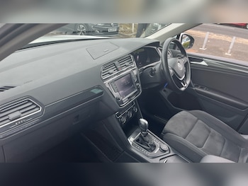 Used Volkswagen Tiguan 2017 for sale - 78133785: Photo