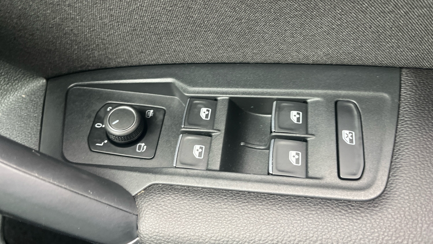 Used Volkswagen Tiguan 2017 for sale - 78133785: Photo 36