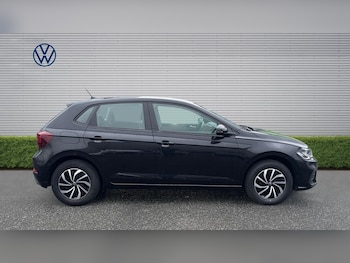 Used Volkswagen Polo 2025 for sale - 77708222: Photo