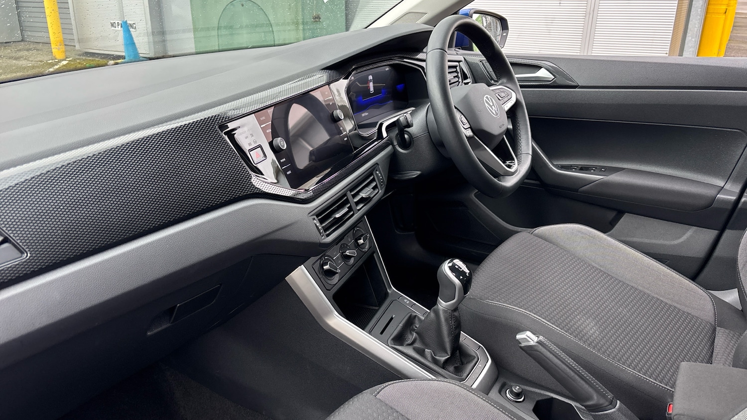 Used Volkswagen Polo 2023 for sale - 77902861: Photo 2