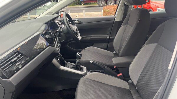 Used Volkswagen Polo 2023 for sale - 76100865: Photo 2