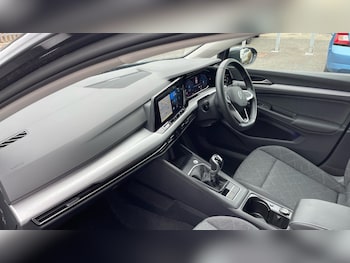 Used Volkswagen Golf 2023 for sale - 75555982: Photo