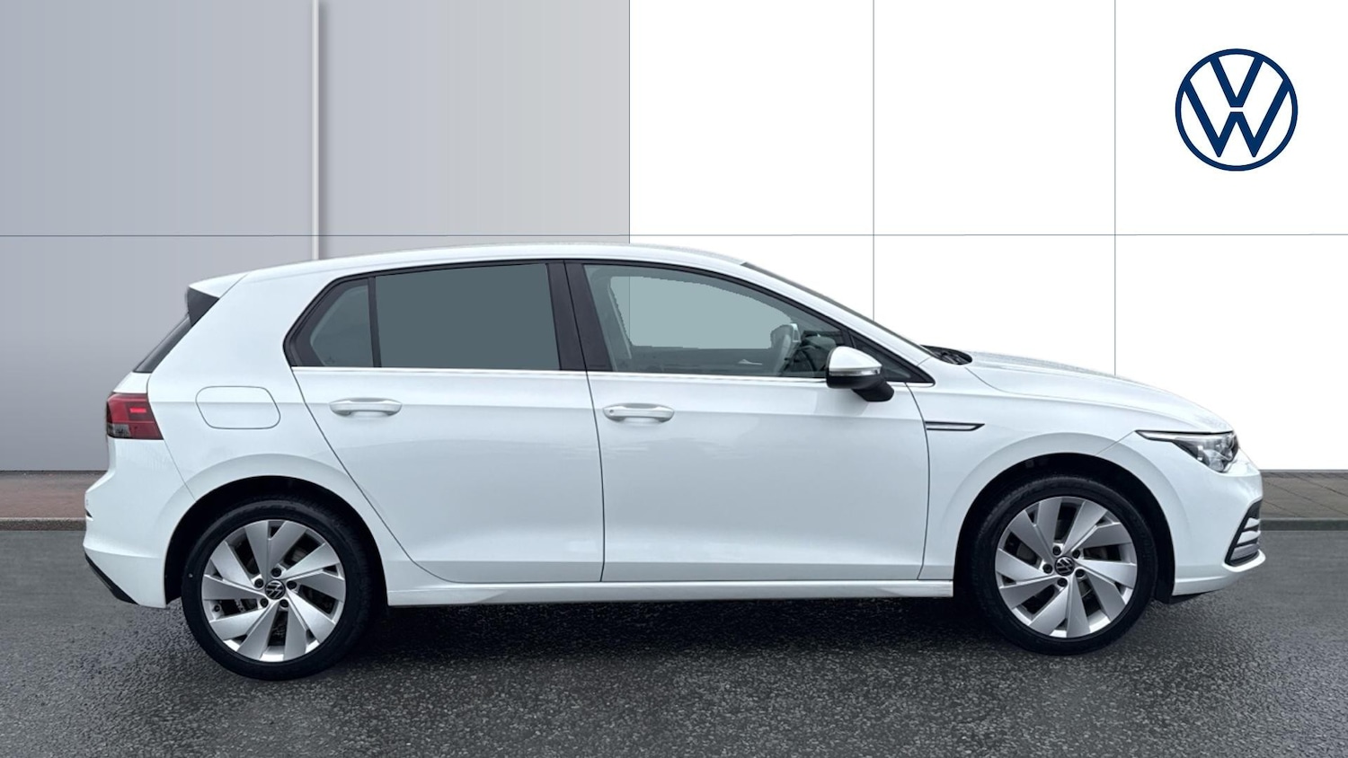 Used Volkswagen Golf 2023 for sale - 77569328: Photo 4