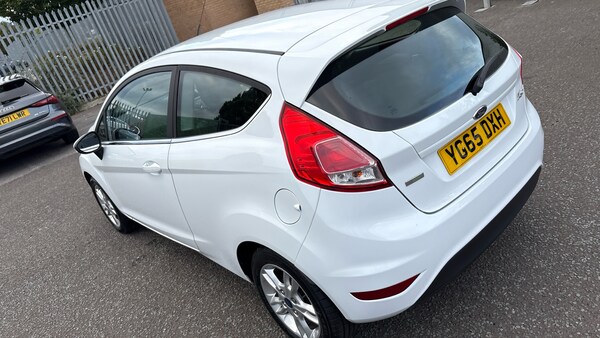 Used Ford Fiesta 2015 for sale - 76219051: Photo 24