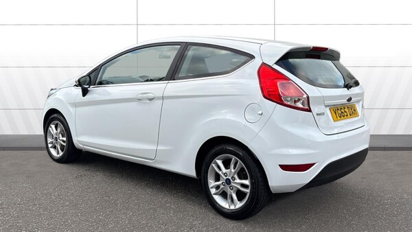 Used Ford Fiesta 2015 for sale - 76219051: Photo 2