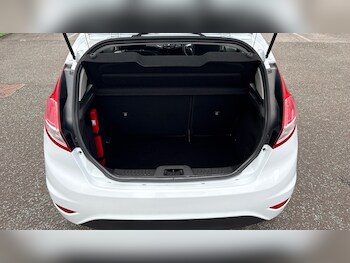 Used Ford Fiesta 2015 for sale - 76219051: Photo 4