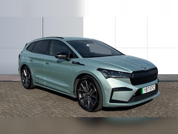 2022 (71) - 195kW 80x Sportline 82kWh 4x4 5dr Auto Electric Estate