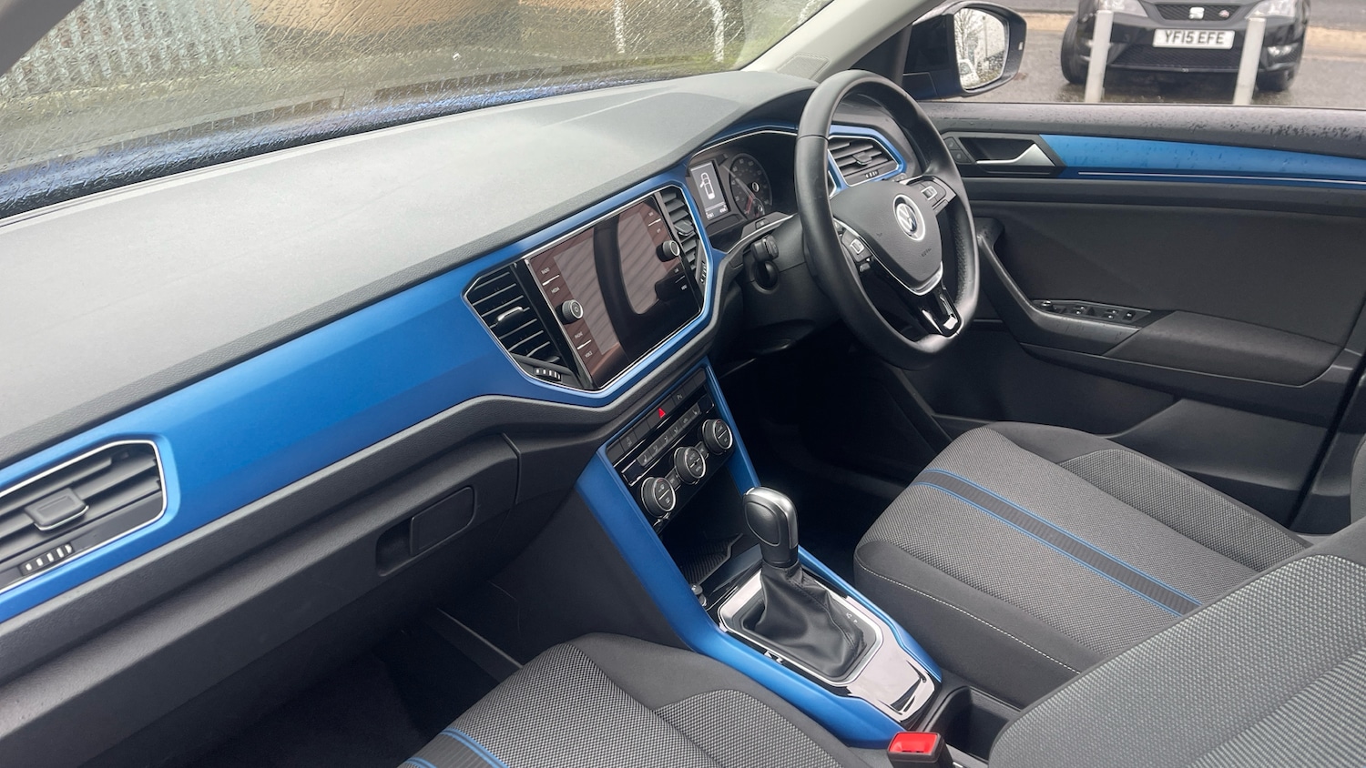 Used Volkswagen T-Roc 2021 for sale - 77460198: Photo 2