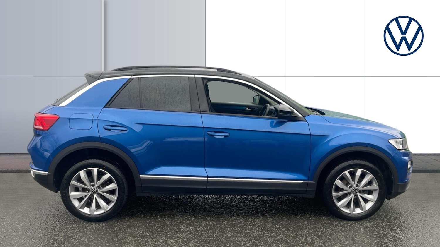 Used Volkswagen T-Roc 2021 for sale - 77460198: Photo 4
