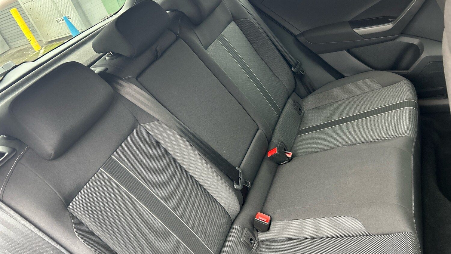 Used Volkswagen T-Roc 2025 for sale - 76222162: Photo 16