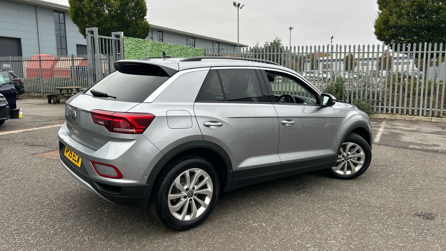 Used Volkswagen T-Roc 2025 for sale - 76222162: Photo 36