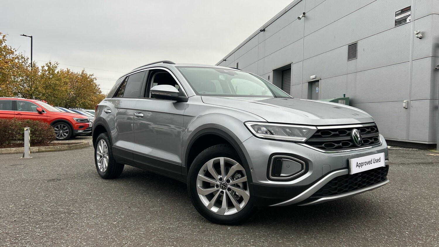 Used Volkswagen T-Roc 2025 for sale - 76222162: Photo 37