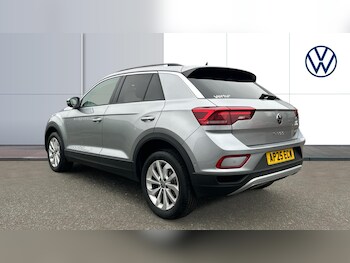 Used Volkswagen T-Roc 2025 for sale - 76222162: Photo