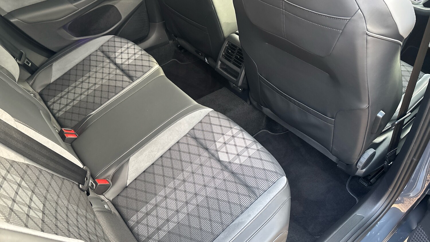 Used Volkswagen Golf 2024 for sale - 78064362: Photo 41