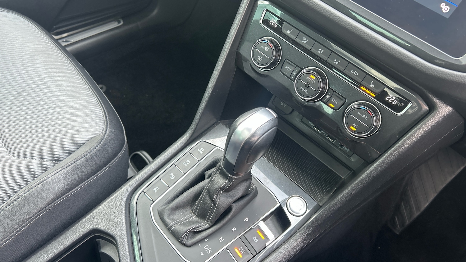 Used Volkswagen Tiguan 2020 for sale - 77844572: Photo 14