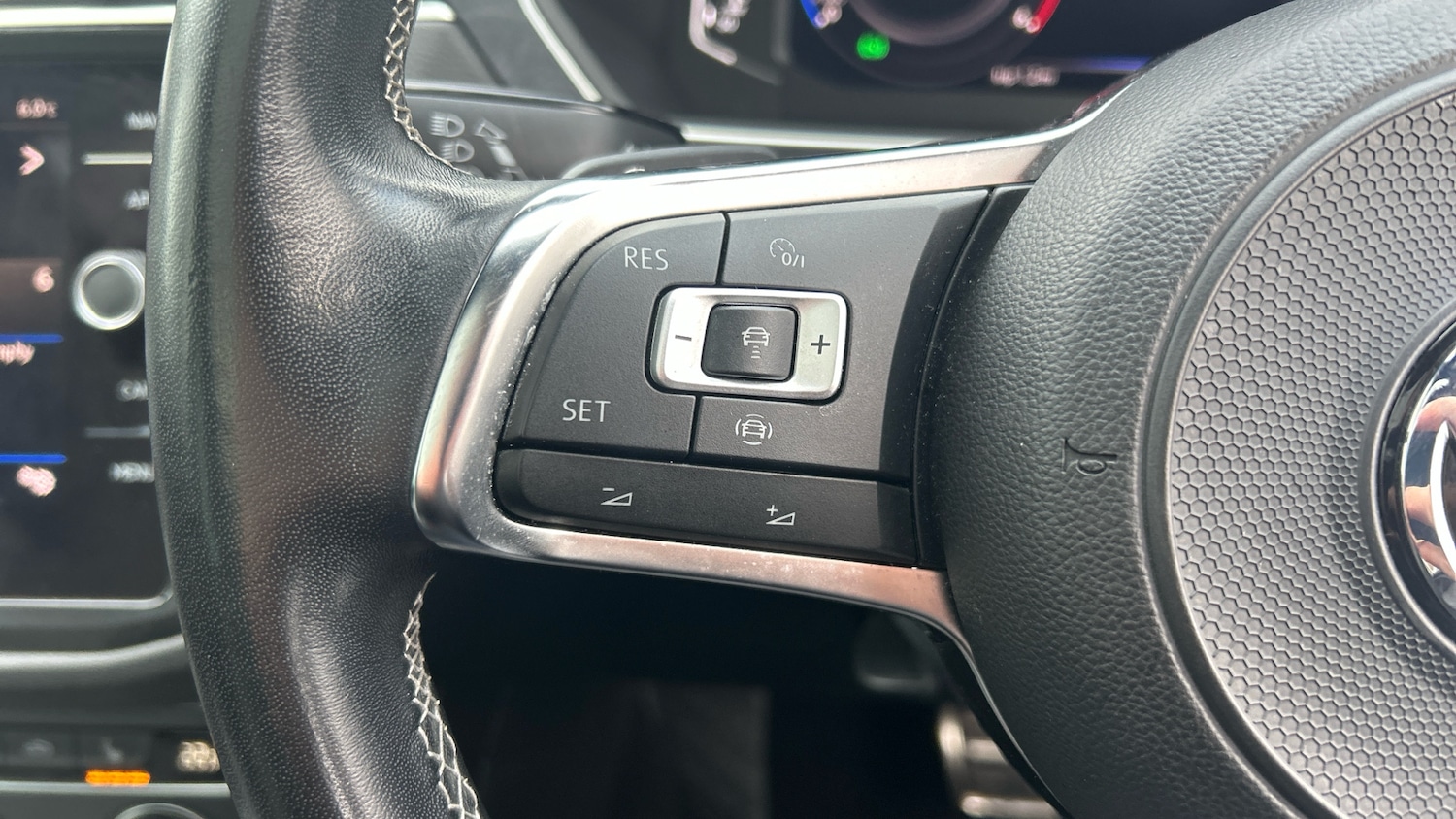 Used Volkswagen Tiguan 2020 for sale - 77844572: Photo 17