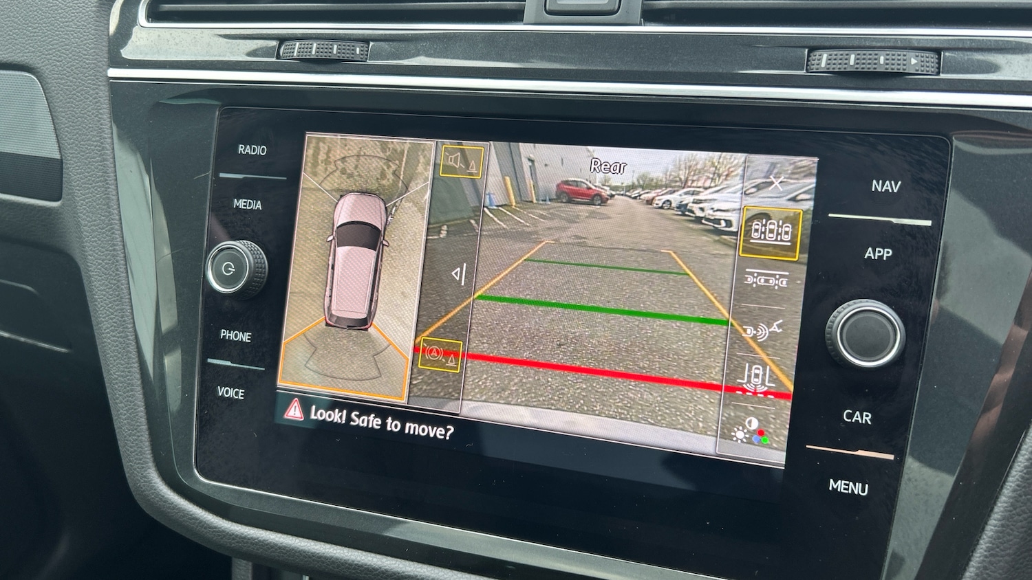 Used Volkswagen Tiguan 2020 for sale - 77844572: Photo 38