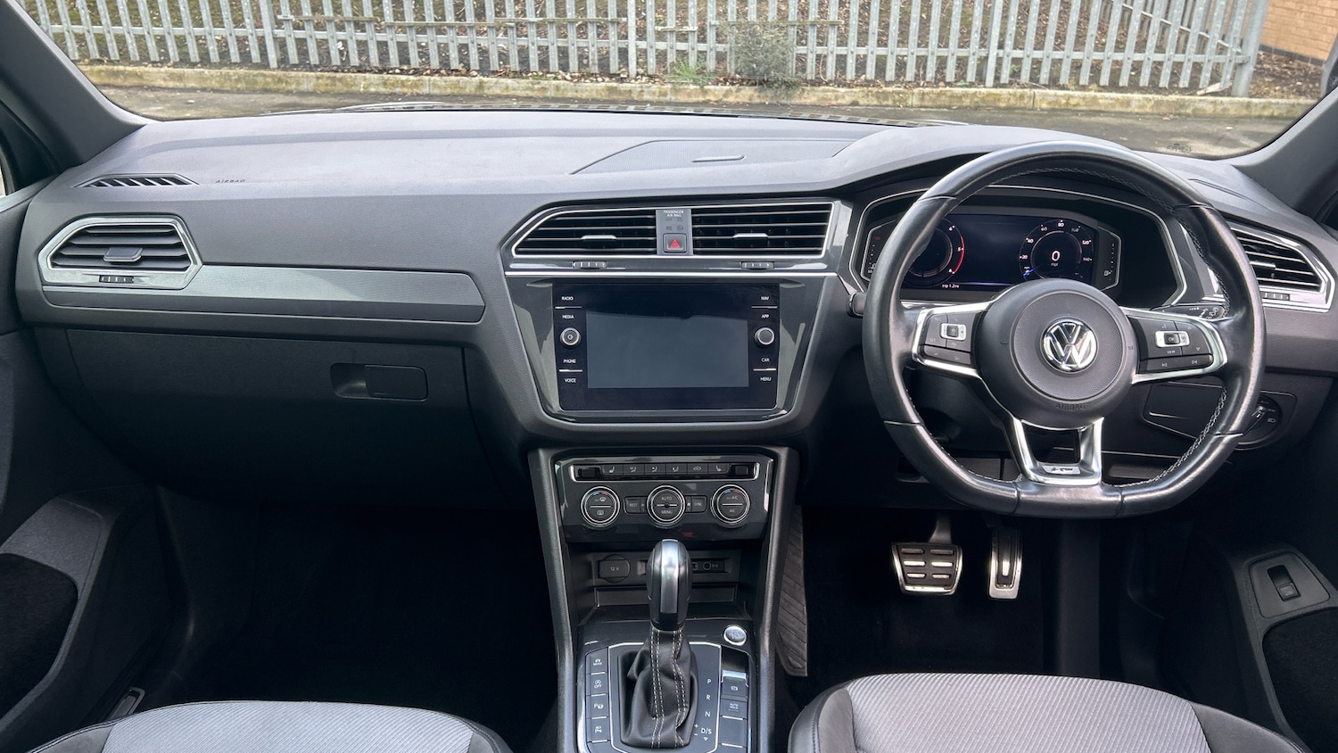 Used Volkswagen Tiguan 2020 for sale - 77844572: Photo 9