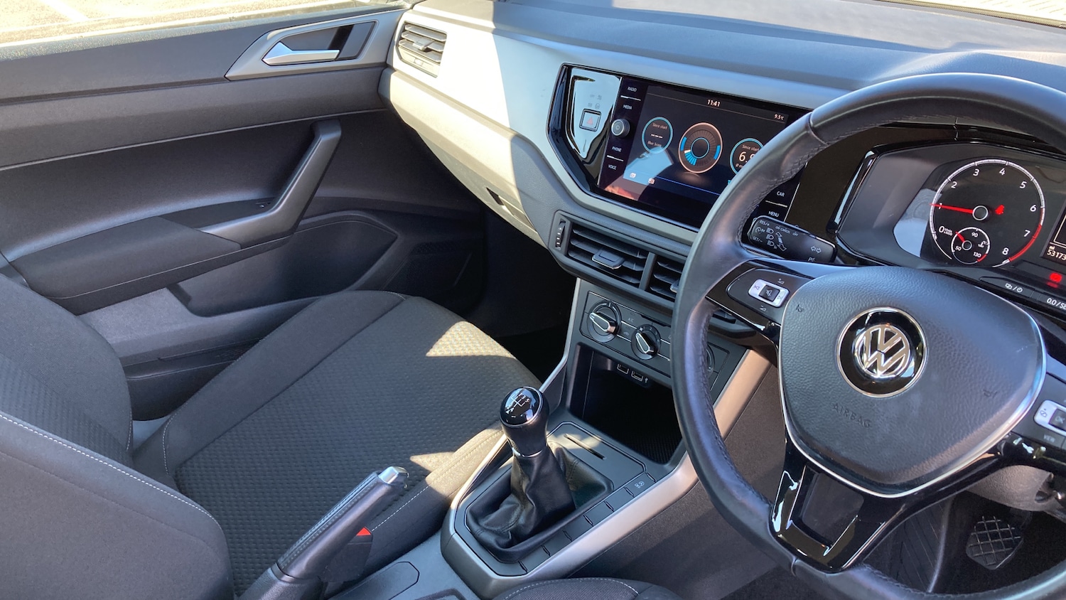 Used Volkswagen Polo 2018 for sale - 76332667: Photo 14