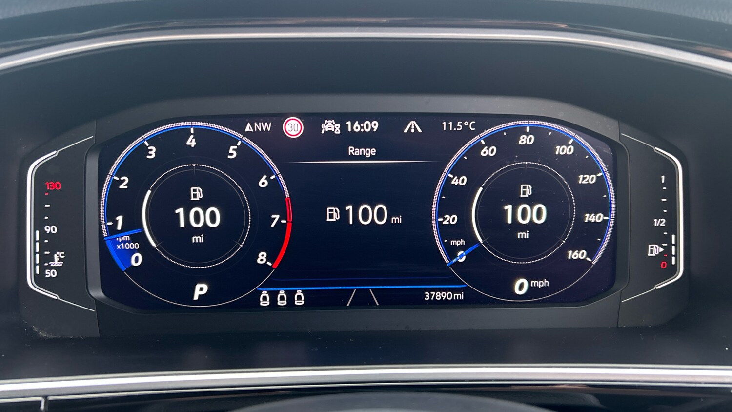 Used Volkswagen T-Roc 2022 for sale - 77830353: Photo 11