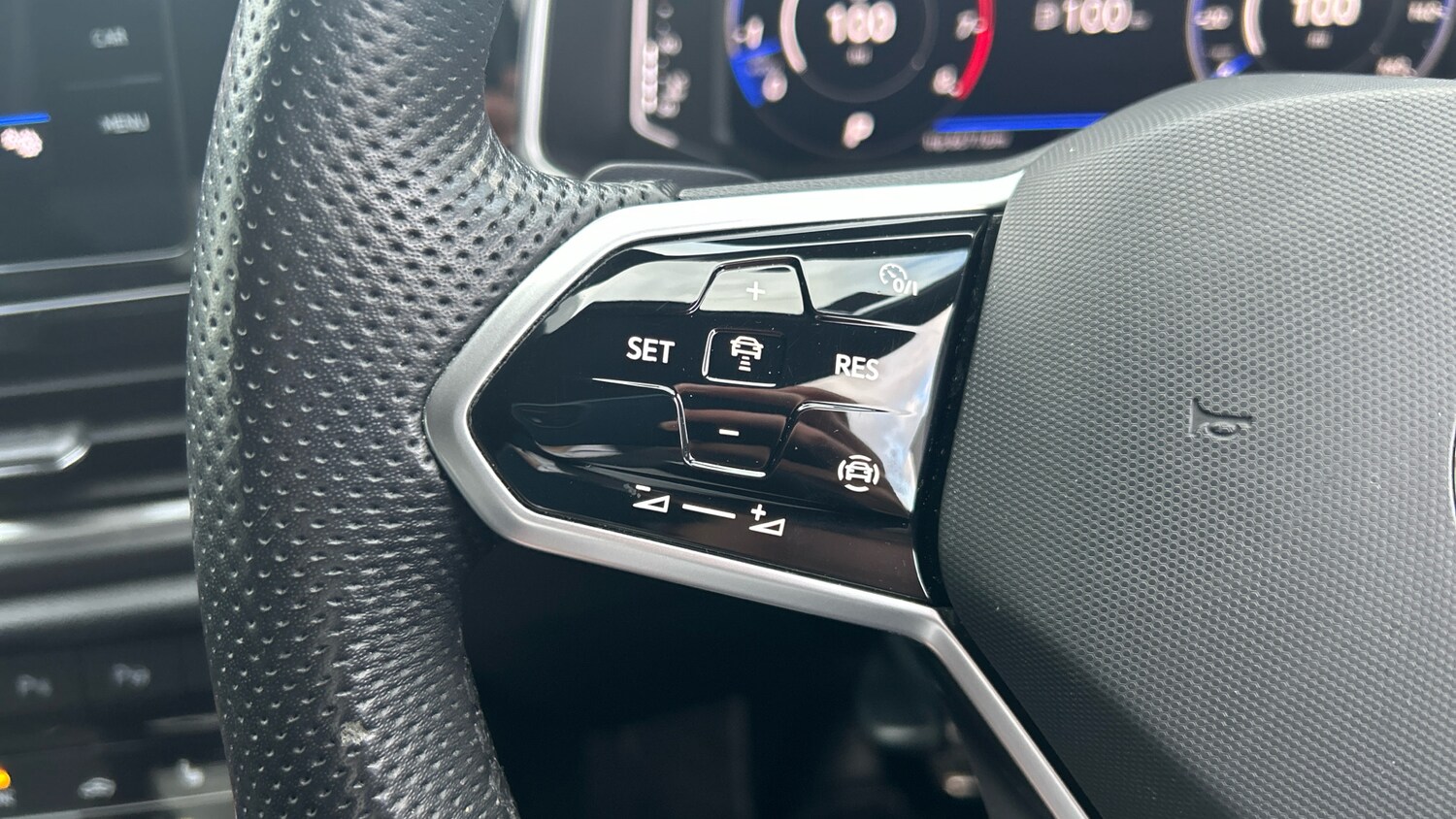 Used Volkswagen T-Roc 2022 for sale - 77830353: Photo 17