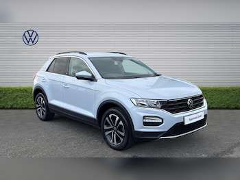 Used Volkswagen T-Roc 2021 for sale - 77579457: Photo