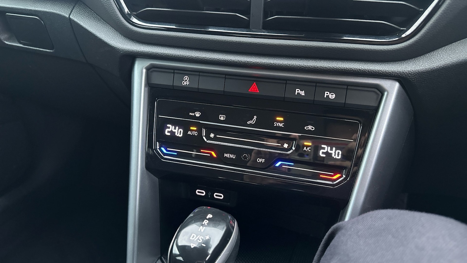 Used Volkswagen T-Roc 2022 for sale - 76627735: Photo 13