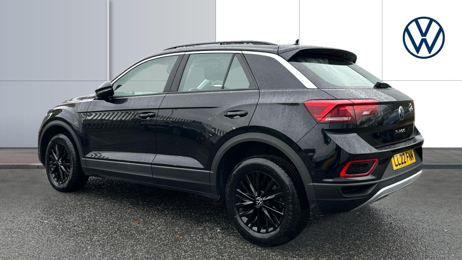 Used Volkswagen T-Roc 2022 for sale - 76627735: Photo 3