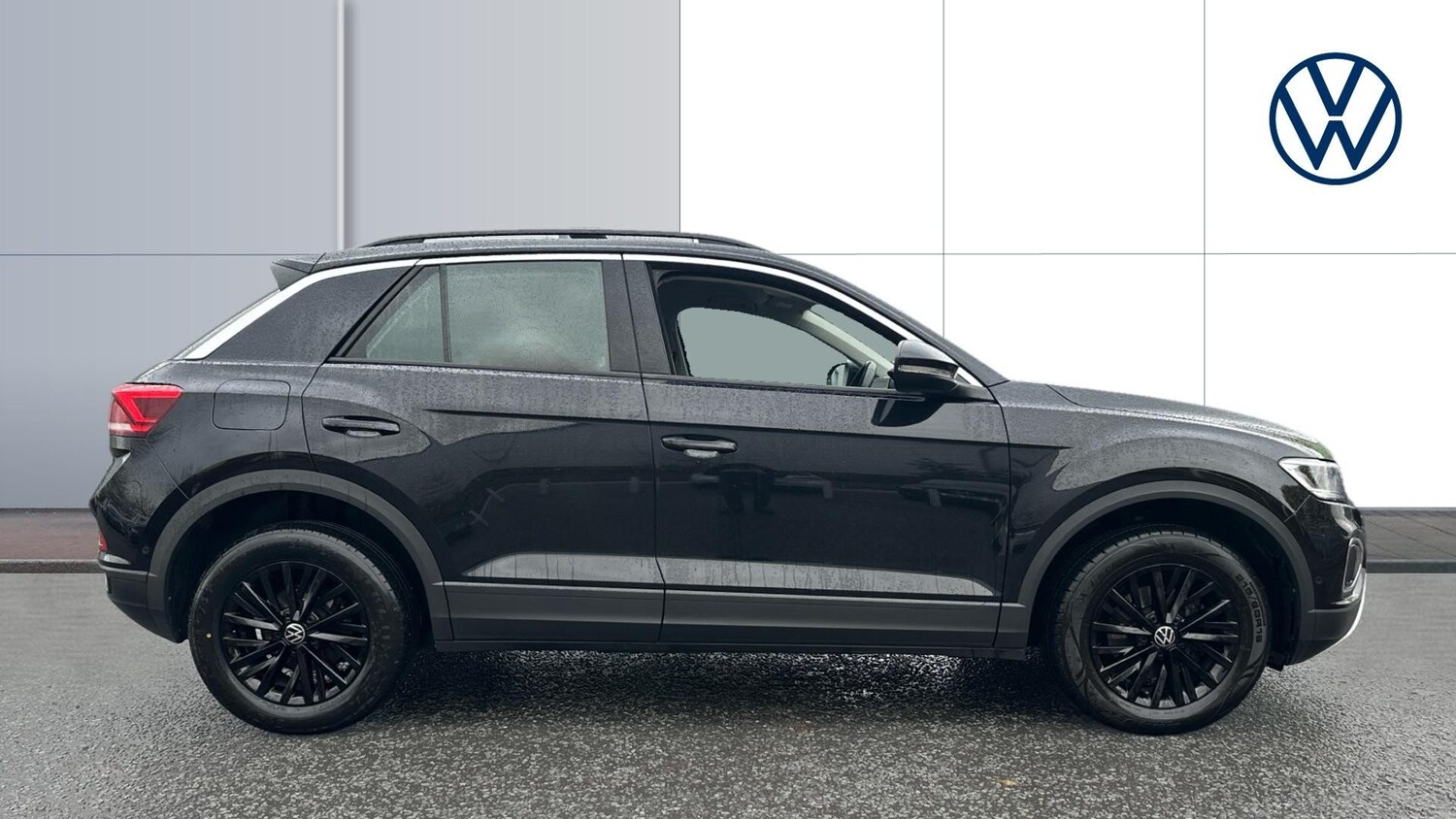 Used Volkswagen T-Roc 2022 for sale - 76627735: Photo 4