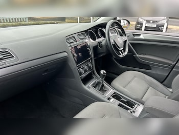 Used Volkswagen Golf 2020 for sale - 77460187: Photo