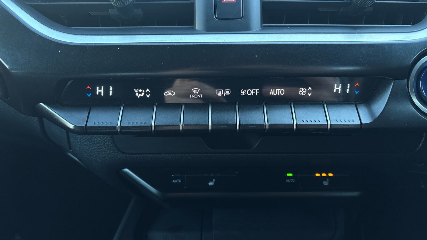 Used Lexus UX 2021 for sale - 77135664: Photo 28