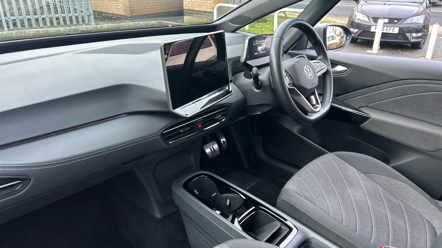 Used Volkswagen ID.3 2024 for sale - 77601911: Photo 2