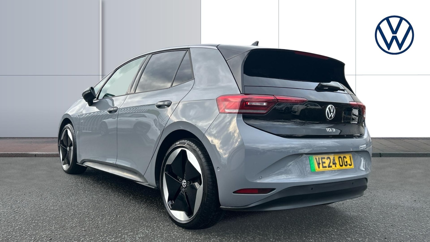 Used Volkswagen ID.3 2024 for sale - 77601911: Photo 3